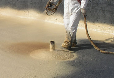 What are the benefits to spray foam roofing in Salem?